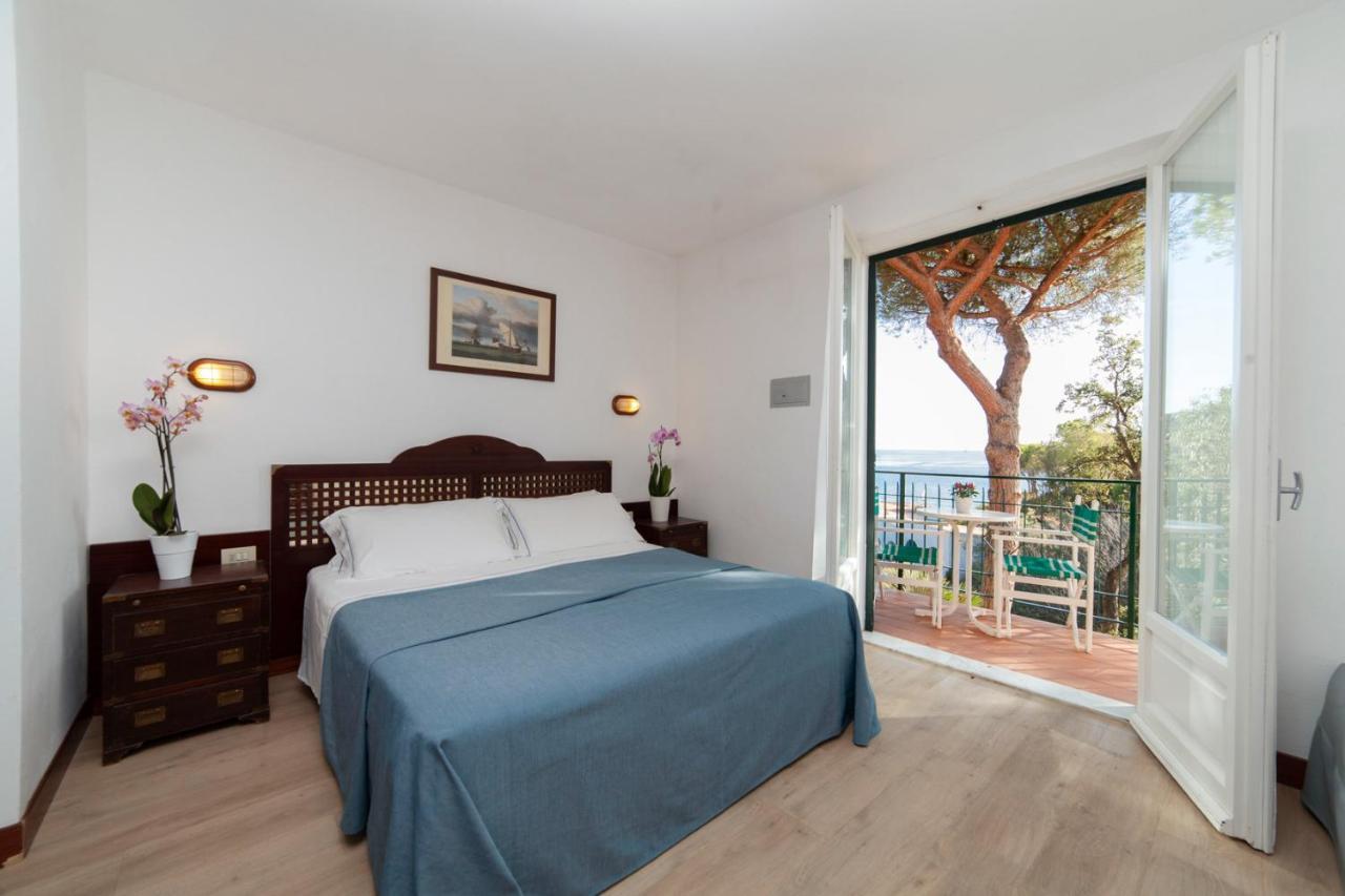 Hotel Antares Capoliveri  Exterior photo